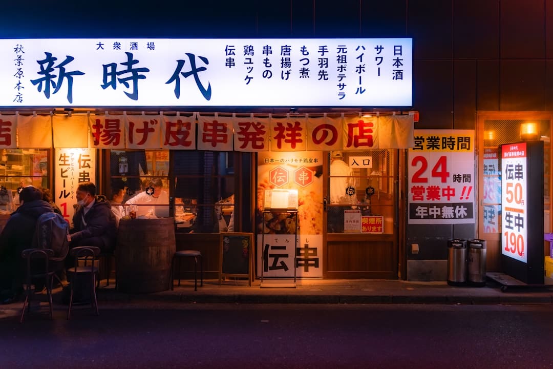 泉州开发区党工委主要领导展开物业管理提高作业现场调研